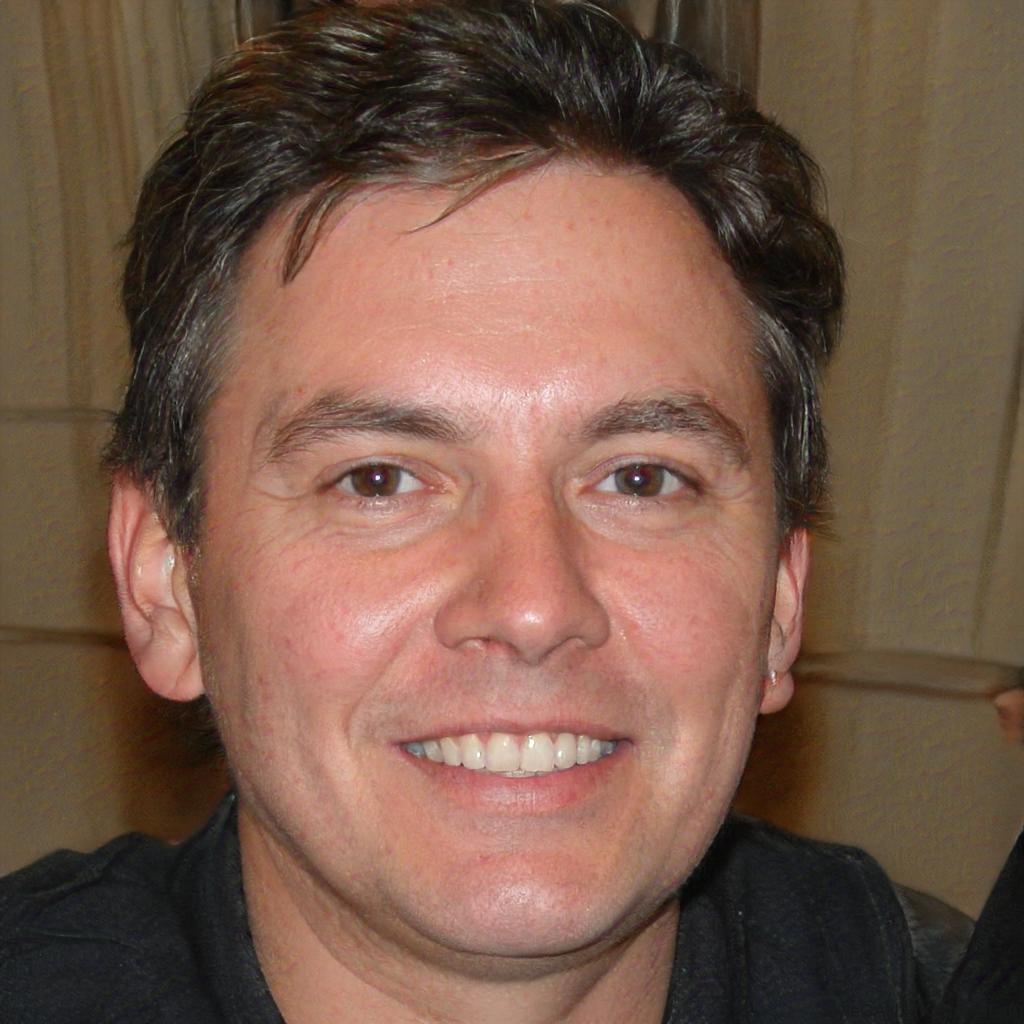 Wade Warren